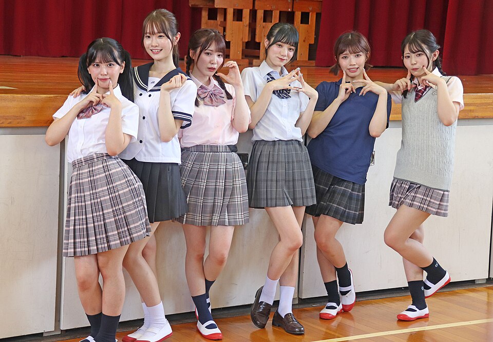 15 ส.ค. 2567 มิโอะ อิชิคาวะ กับ เรนะ มิยาชิตะ เพื่อนในวงการ ไปร่วมงาน Modern Mahjong Academy ที่โคโนสุ จังหวัดไซตามะ (ภาพโดย Bject ผ่าน Wikimedia Commons สัญญาอนุญาต CC BY 4.0)
