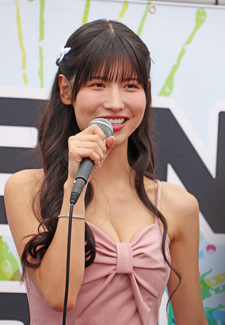 โมโม่ ซากุระ